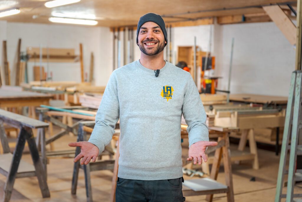 Rajin - meubelmaker en houtbewerker bij Labeur Atelier